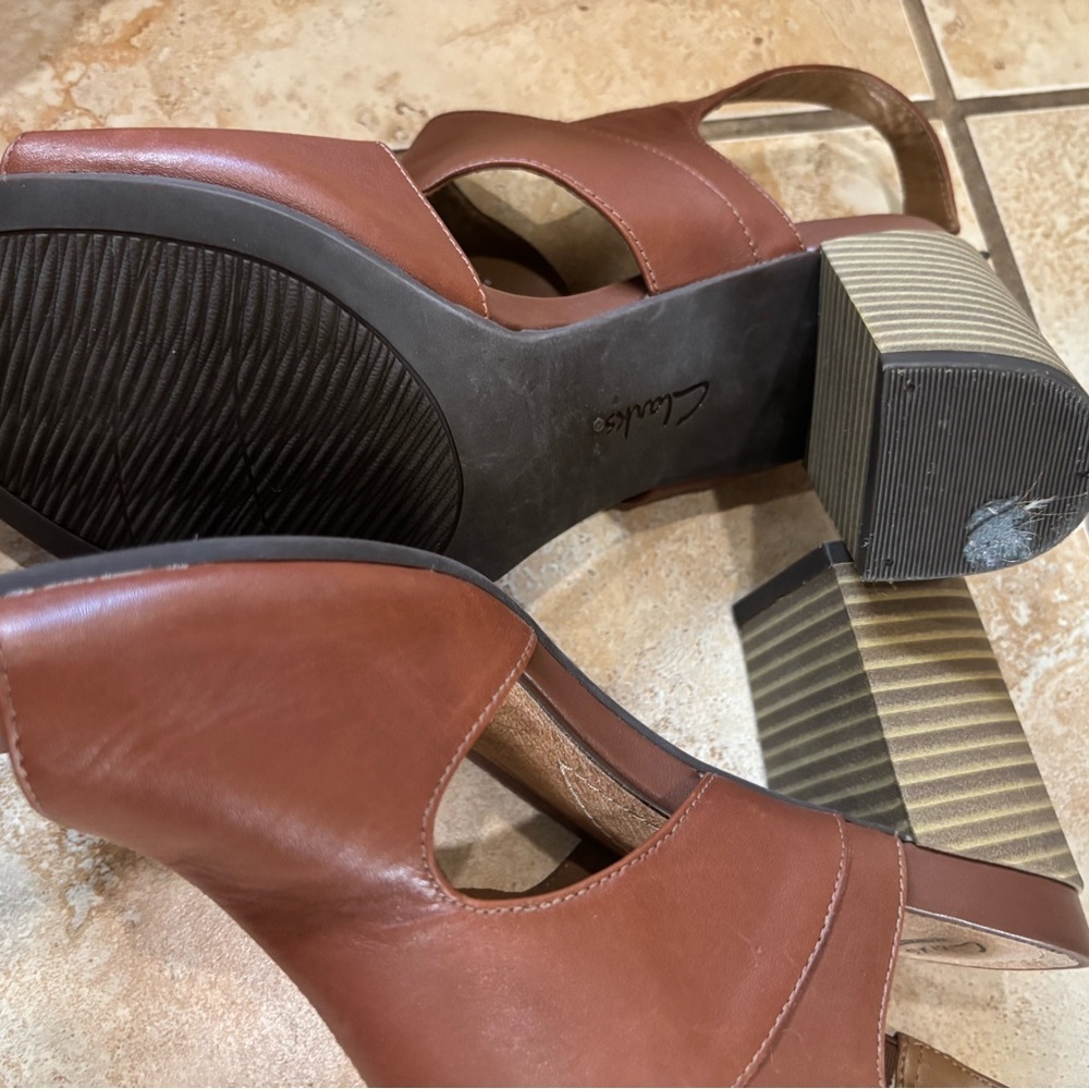 Clarks Women's Chestnut Brown Leather Slingback Sandals - Picture 3 of 5